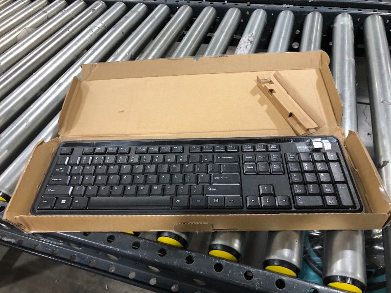 Photo 2 of Amazon Basics Wireless Keyboard-Quiet and Compact-US Layout (QWERTY)
