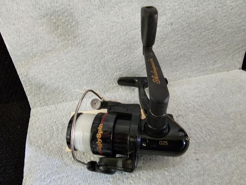 Photo 1 of Shakespeare 025 Ugly Spin Fishing Reel Made in China 
