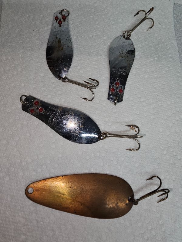 Photo 1 of Lot of 4 Vintage Fishing Spoons