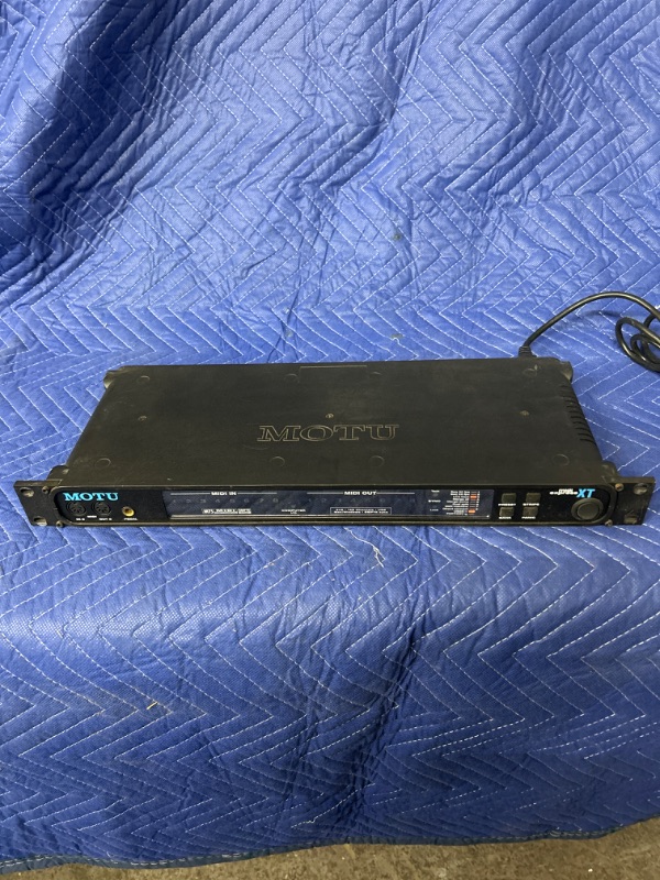 Photo 1 of MOTU Midi Express 128 8x8 USB Interface untested powers on 