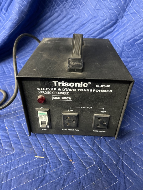 Photo 1 of Trisonic tvs-420-3p up & down transformer 2000 W max