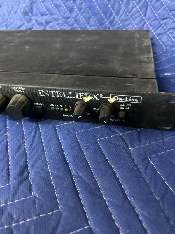 Photo 2 of Rocktron Intellifex Effects Processor-Black Face no power cord untested 