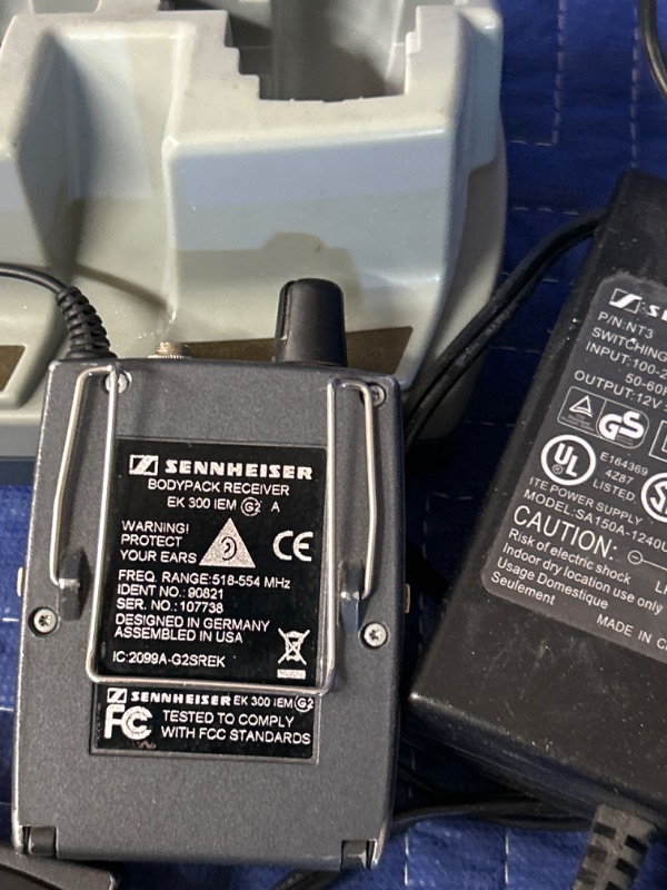 Photo 2 of 6 sennheiser ek-300 iem receivers 518-554  mhz and 6 pack l 2015 charger and cord no batteries untested 