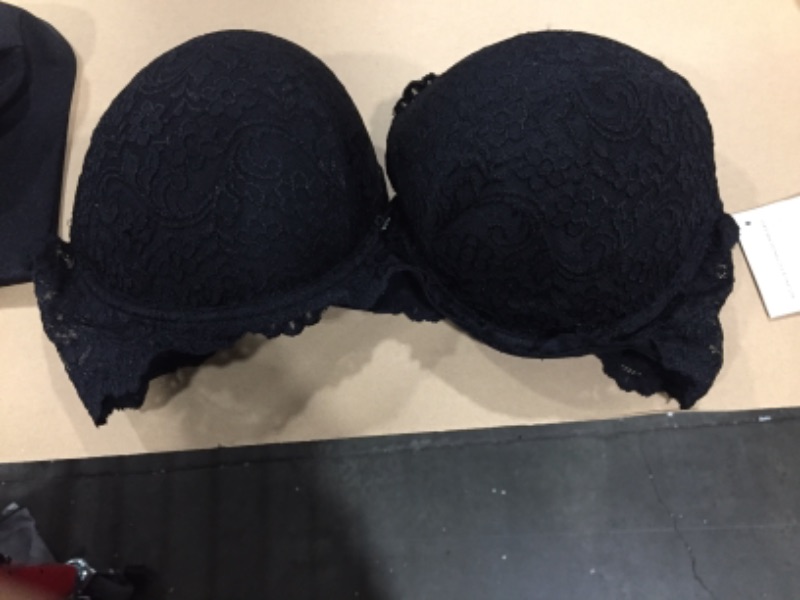 Photo 2 of Smart and Sexy Signature Lace Underwire Push Up Bra 85046, 42C