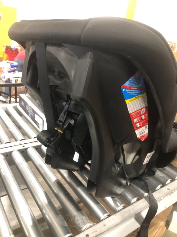 Photo 2 of Cosco Apt 50 Convertible Car Seat (Black Arrows)