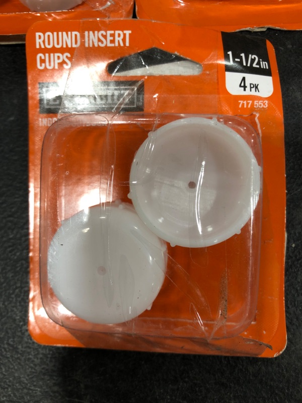 Photo 3 of 1-1/2 in. Plastic Insert Patio Cups
LOT OF 3 ITEMS.