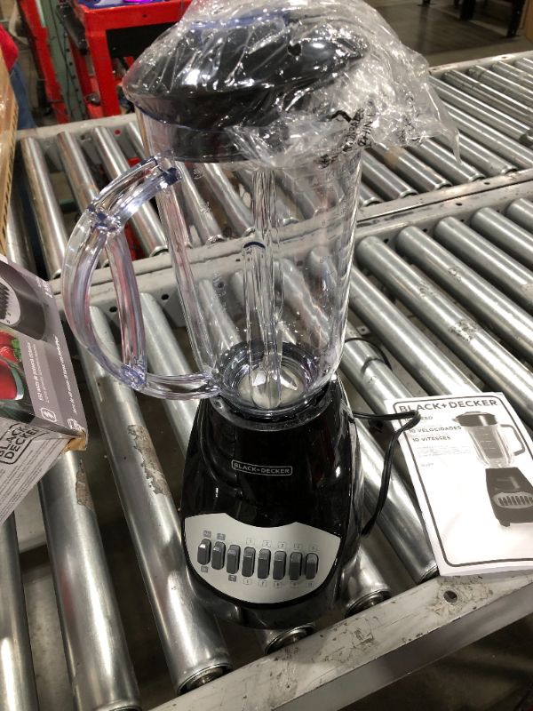 Photo 2 of BLACK+DECKER Crush Master 10-Speed Blender, Black, BL2010BP
