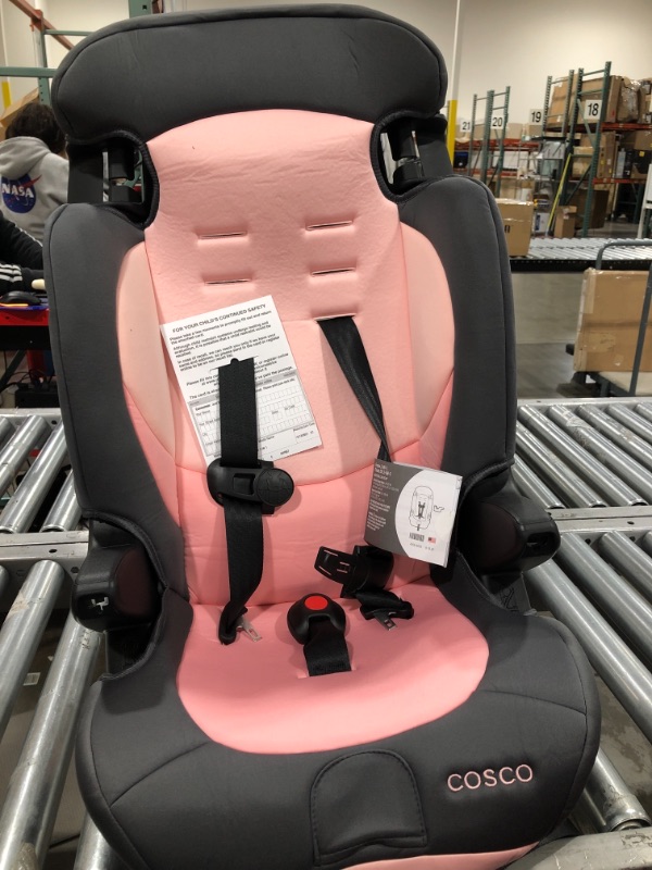 Photo 2 of Cosco Finale DX 2-in-1 Booster Car Seat

