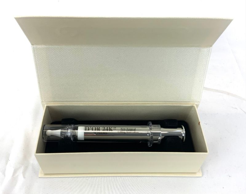 Photo 3 of NONSURGICAL LIFTING INNOVATION SYRINGE BANISH WRINKLES PUFFINESS SOFTER SMOOTHER SKIN INSTANT RESULTS TIGHTEN PORES VISIBLY REDUCE UNDER EYE BAGS AND LINES NEW IN BOX 
