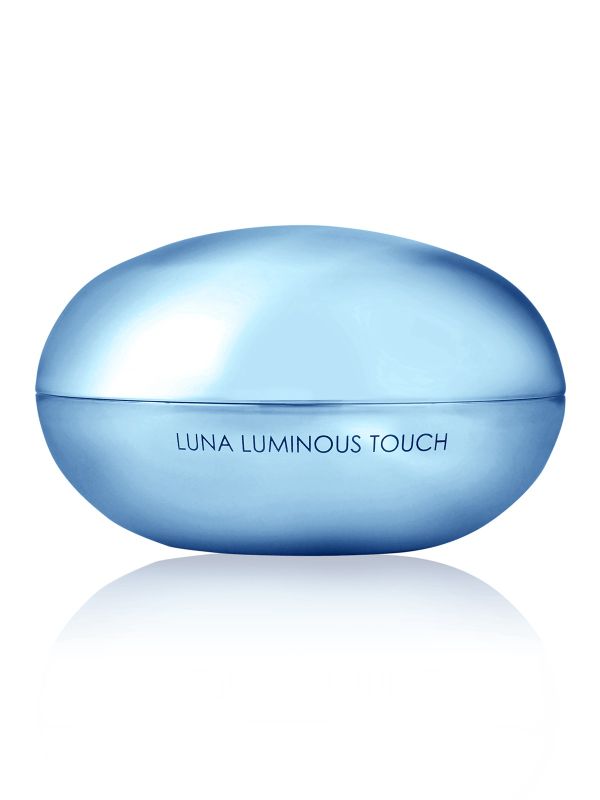 Photo 1 of LUNA LUMINOUS TOUCH MINIAZIES IMPERFECTIONS BY GIVING SKIN A MATTE FINISH INFUSED WITH RETINYL PALMITATE NEW $800