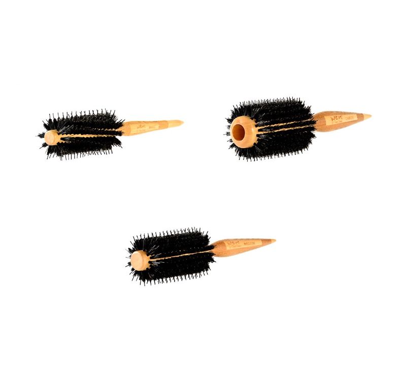 Photo 1 of ROUND BOAR BRISTLE BRUSH WITH WOODEN HANDLE DOES NOT ABSORB HEAT HAIR IS PROTECTED WHILE STYLING NYLON BRISTLES WILL GIVE SMOOTH POLISHED FINISH SET INCLUDE 1 SMALL BRUSH 1 MEDIUM BRUSH 1 LARGE BRUSH 1 BROWN MESH PURSE NEW
$89.99
