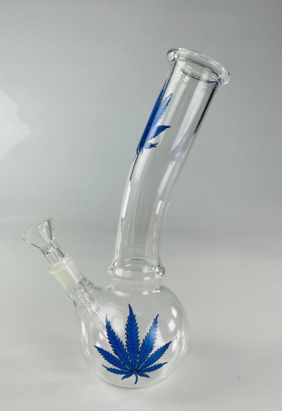 Photo 2 of FREEDOM HANDMADE CLEAR WATER PIPE WITH BLUE MARIJUANA LEAVES INCLUDES BOWL AND STEM NEW IN BOX.
35$
