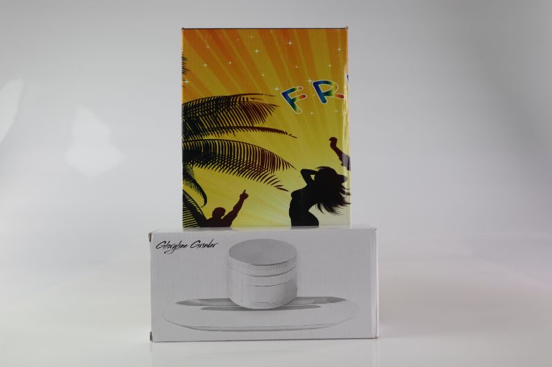 Photo 1 of CLEARWATER PIPE WITH BLUE MARIJUANA LEAVES AND GTORLINE GRINDER AND TRAY NEW  $54.99
