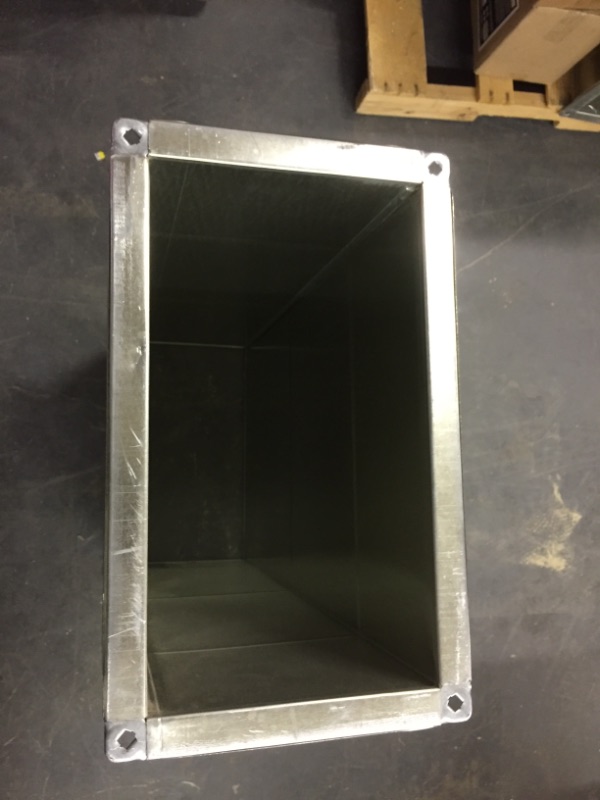 Photo 3 of AC DUCT VENT HOUSING TUNNEL 
20.5X12.5X36 MEASURMENTS GALVANIZED 