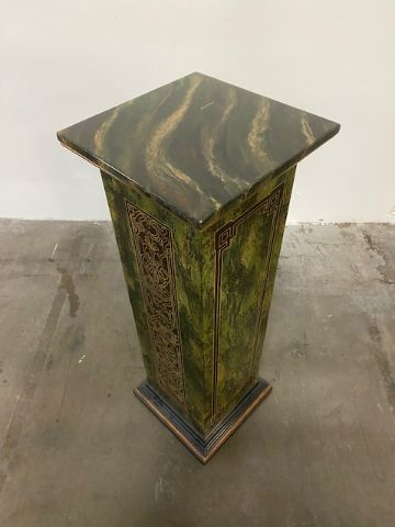 Photo 2 of GREEN MARBLE COLUMN WITH GOLD