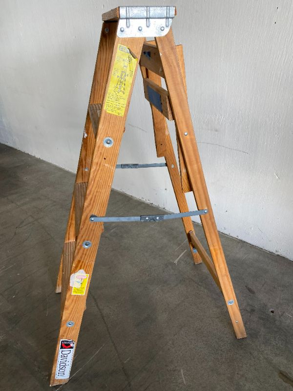Photo 3 of WOODEN LADDER WITH HOLDING TRAY 