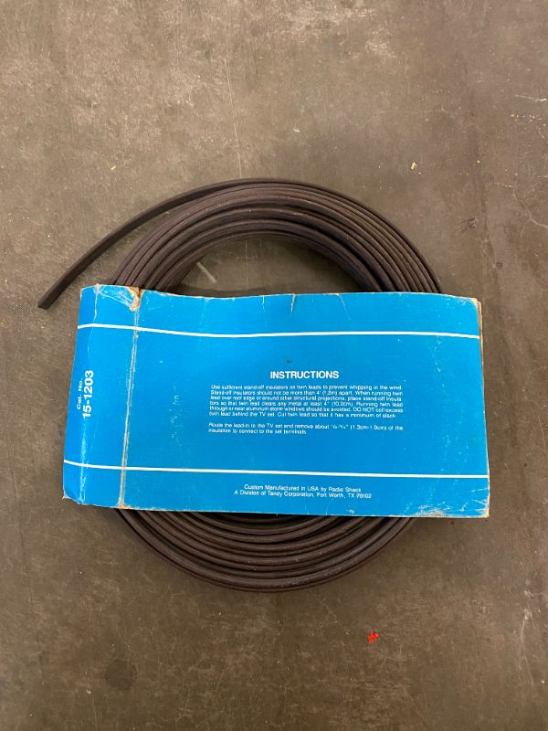 Photo 2 of LOW LOSS FOAM TV TWIN LEAD CABLE 100FT