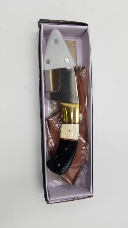 Photo 2 of 7 Inch Hunting Knife  Black Horn White Bone Full Tang Skinner Blade and Leather Sheath New