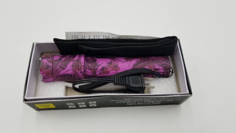 Photo 2 of Elite Force Tactical Heavy Duty Flashlight Stun Gun High Voltage Police Grade Strength Bright LED Flashlight with Three Modes Pink Tree Camo New