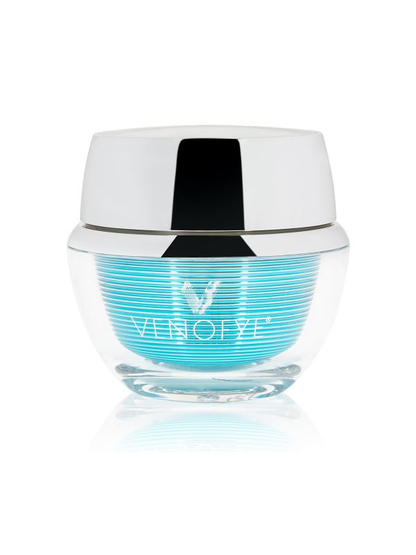 Photo 1 of BEEHIVE SILK CREAM REVITALIZES DRY AND DULL SKIN USING BEE VENOM GREEN TEA AND HYALURONIC ACID LEAVING SKIN ILLUMINATED AND SOFT NON GREASY AND LIGHT WEIGHT NEW  