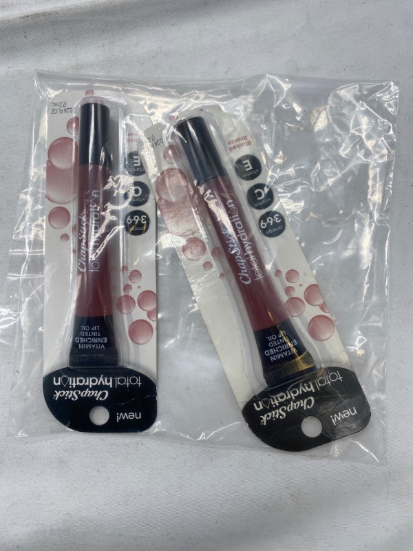 Photo 4 of [2 pack]ChapStick Total Hydration Vitamin Enriched Tinted Lip Oil (Blushed Bronze, 1 Tube), Vitamin C, Vitamin E, Contains Omega 3 6 9, 0.24 Ounce