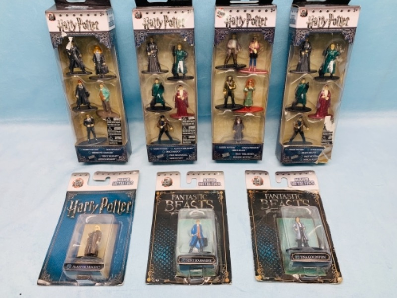 Photo 2 of Harry Potter and fantastic beasts nano metal figs in  original packages 