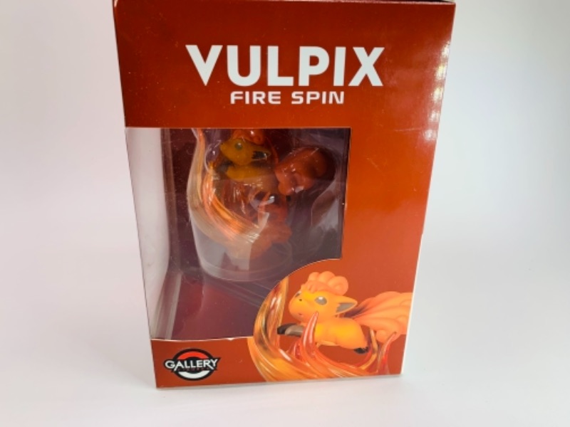 Photo 2 of Gallery Pokémon vulpix fire spin figure in original box