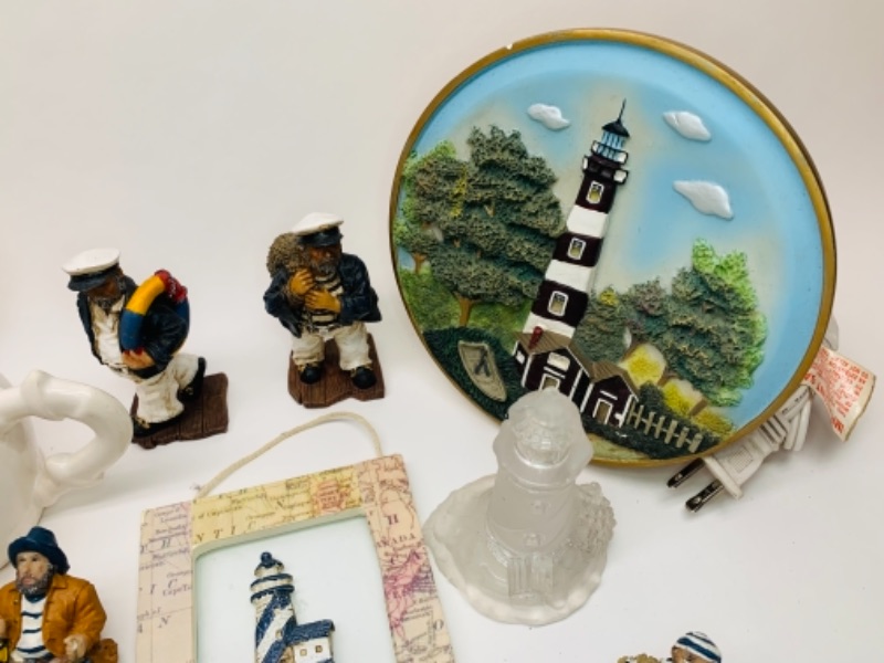 Photo 5 of 766043…19 pc nautical collectibles- one light missing