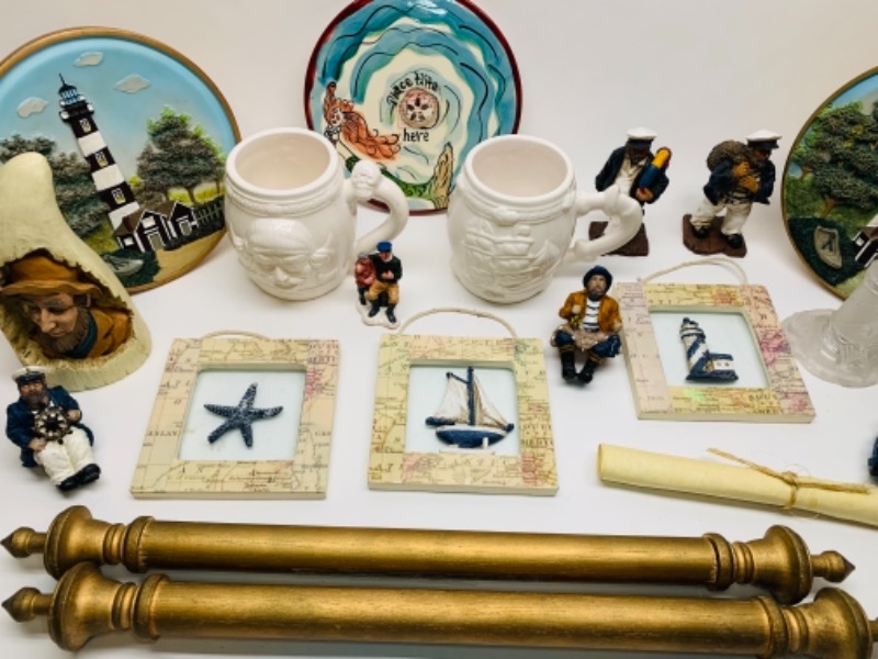 Photo 2 of 766043…19 pc nautical collectibles- one light missing