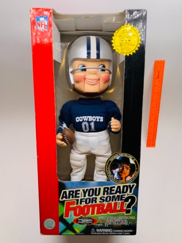 Photo 1 of 16 inch nfl animated player limited edition sings and moves to hank Williams jr. Music in original box 