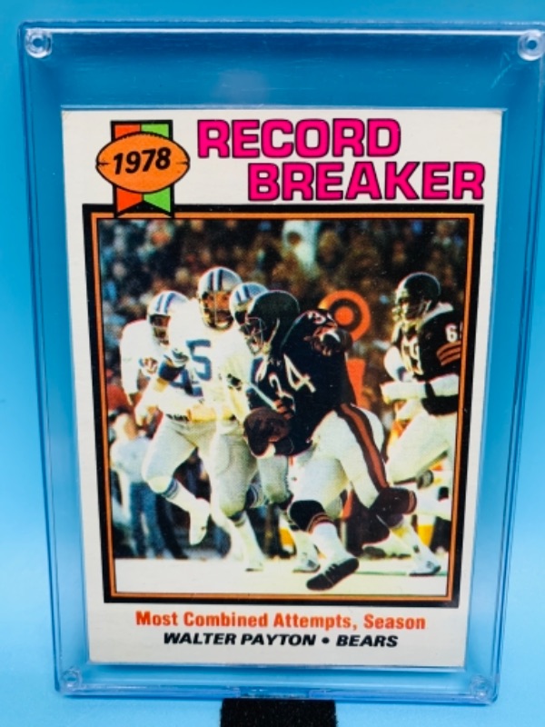 Photo 1 of 1978 Record breaker Walter Payton card 335 in hard plastic case