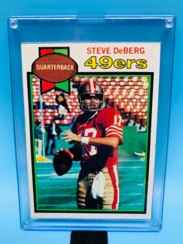 Photo 1 of 1979 topps Steve deberg rookie card 77 in hard plastic case 