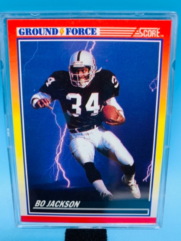 Photo 1 of 1990 score Bo Jackson card 330 in hard plastic case