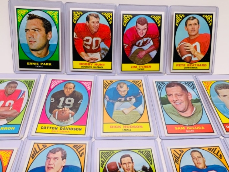 Photo 5 of 14 vintage 1967 Pro football quiz cards in hard plastic sleeves