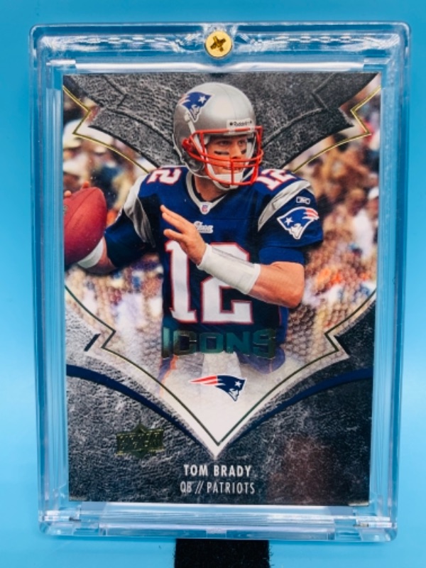 Photo 1 of 2008 upper deck Tom Brady icons card 58 in hard plastic case 