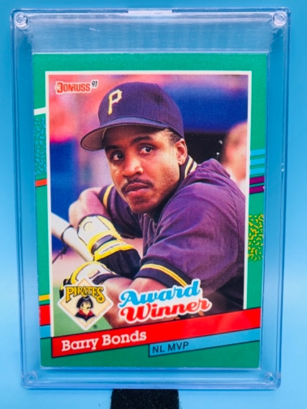 Photo 1 of 1990 leaf Barry bonds I am VP card 762 in hard plastic case 