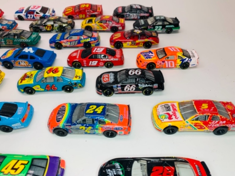 Photo 4 of 38 nascar small die cast stock cars 