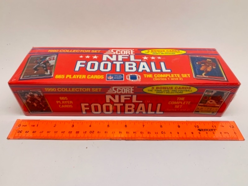 Photo 1 of Sealed score 1990 NFL complete set of player cards