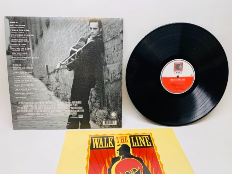 Photo 2 of 2005 walk the line soundtrack vinyl 33 rpm record in plastic sleeve cover and record in great condition for age 