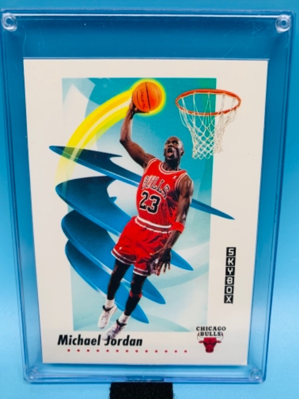 Photo 1 of 1991 skybox Michael Jordan card 39 in hard plastic case