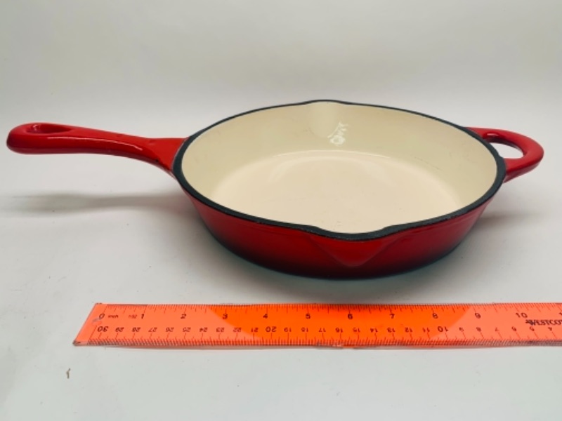 Photo 1 of 415… large 10 inch cast iron skillet 