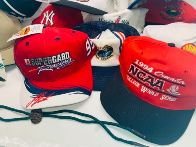 Photo 6 of 766416…16 used baseball caps