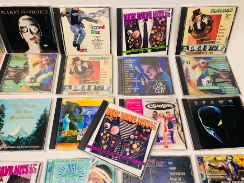 Photo 2 of 422… 26 music cd’s