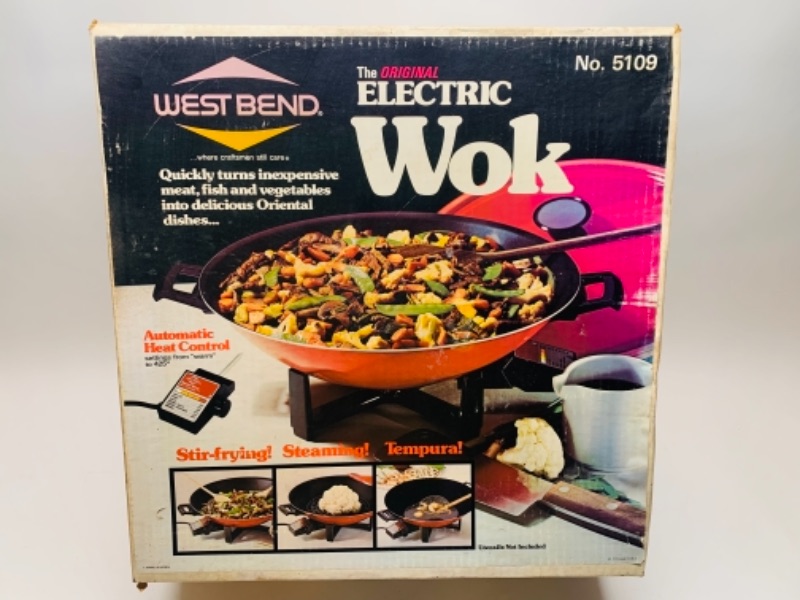 Photo 1 of 467…west bend electric wok in box
