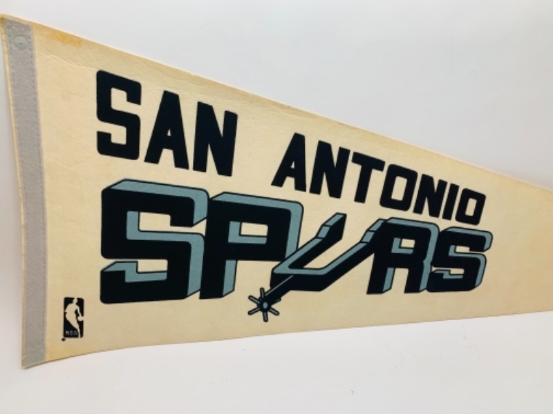 Photo 2 of 498…vintage San Antonio spurs pennant