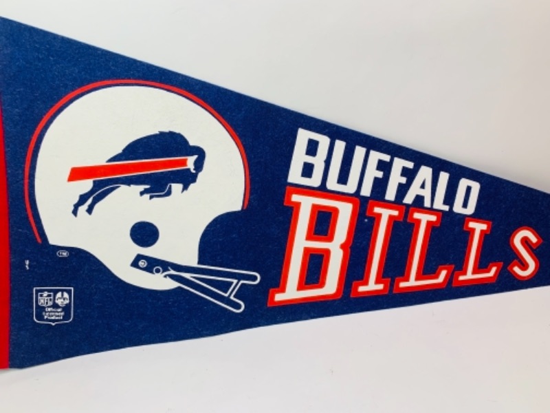 Photo 2 of 500… vintage Buffalo bills pennant 