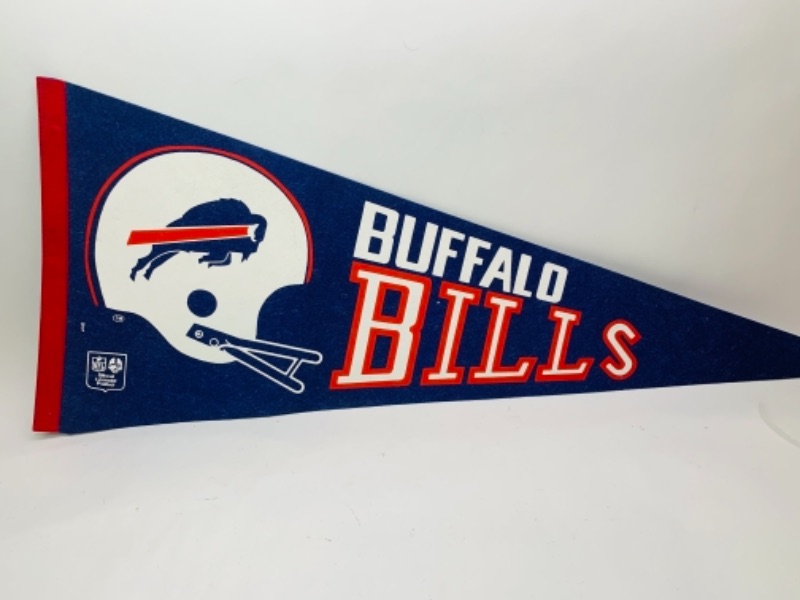 Photo 1 of 500… vintage Buffalo bills pennant 