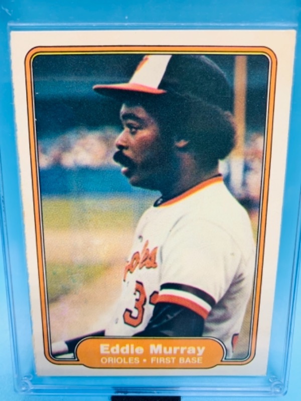 Photo 1 of 526…fleer 1982 Eddie Murray card 174 in hard plastic case 