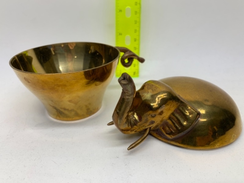 Photo 1 of 543…vintage brass elephant container made in India 