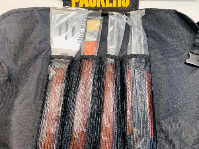 Photo 3 of 766548…5 piece NFL BBQ set 